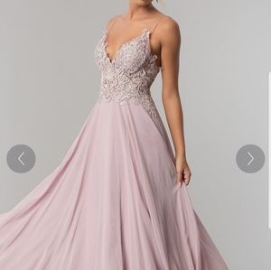 Worn once for senior ball and do not need it.